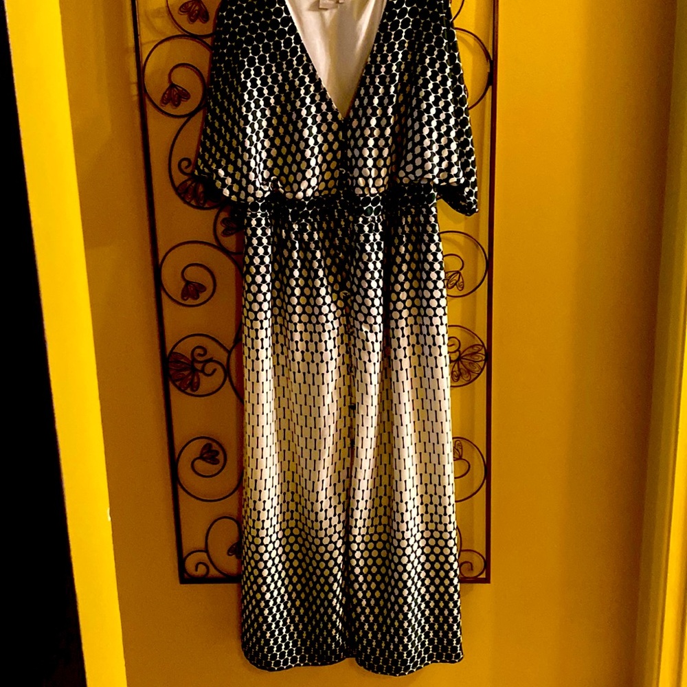 Eshakti Olive Green/Beige Maxi Dress front buttons w/pockets Size 1X (16W)